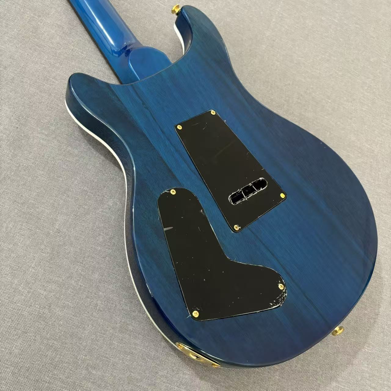 New Weekend Blue Electric Guit - đánh giá và giá Musical Instrument Harmonium
